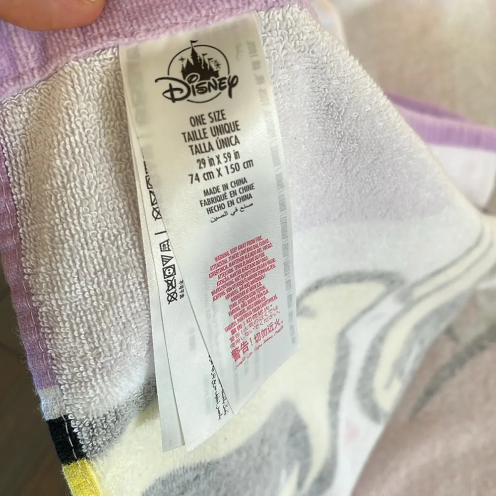 Disney Minnie Mouse Beach Towel 29”x59”